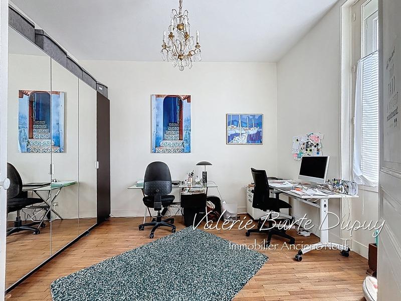 Maison - 184 m² - 7 pièces