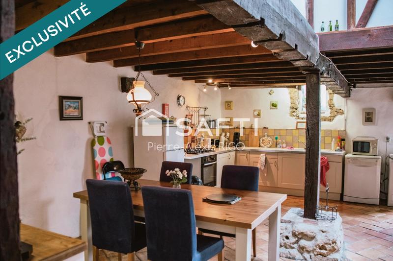 Maison - 313 m² - 11 pièces