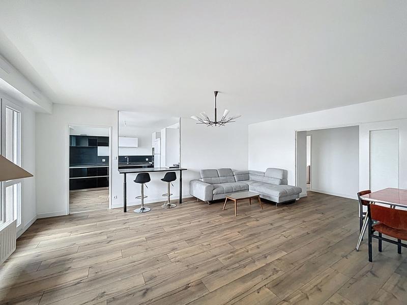 Appartement - 102 m² - 4 pièces