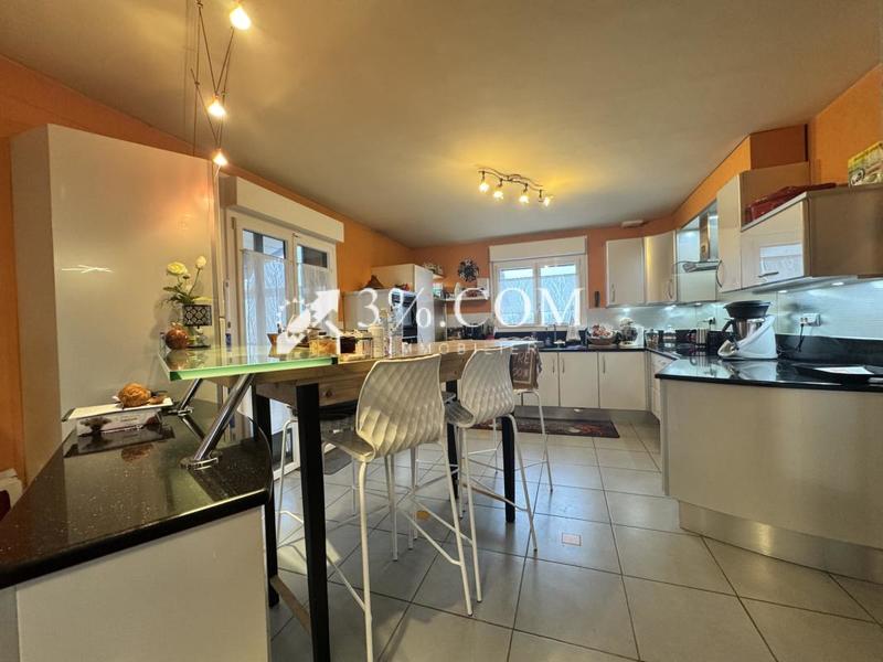 Maison - 130 m² - 7 pièces