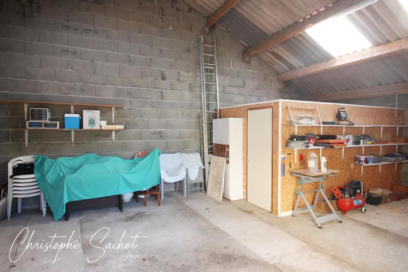 Maison - 198 m² - 9 pièces