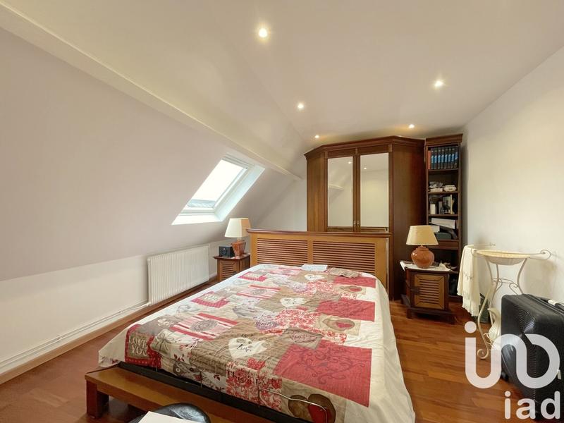 Maison - 187 m² - 7 pièces