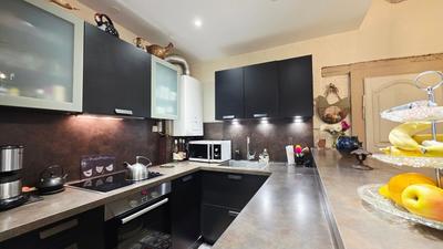 Maison - 141 m² - 9 pièces