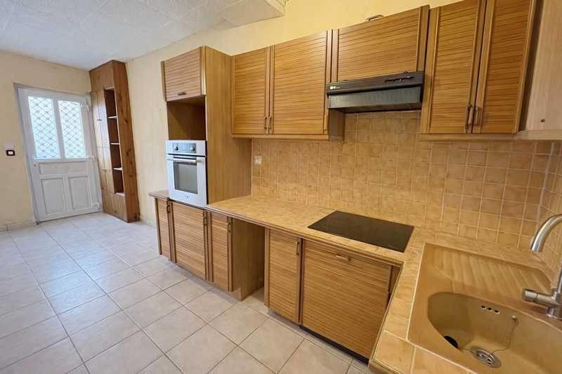 Maison - 64 m² - 4 pièces