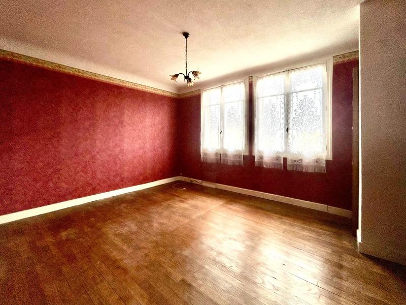 Maison de village - 111 m² - 6 pièces