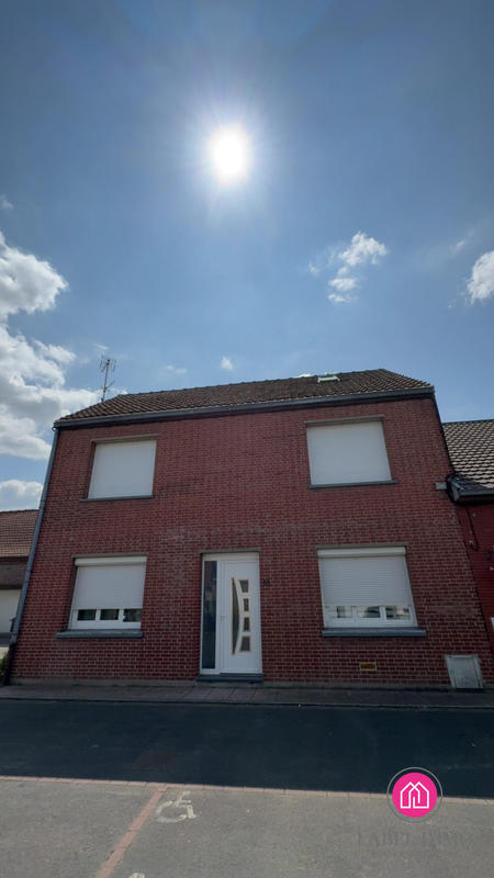 Maison - 122 m² - 4 pièces