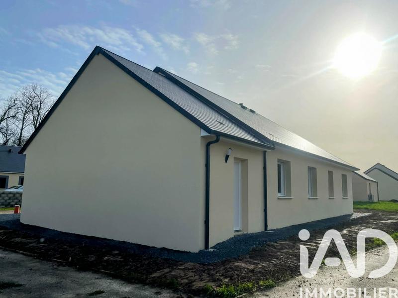 Maison - 99 m² - 4 pièces