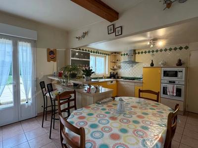 Maison - 133 m² - 5 pièces