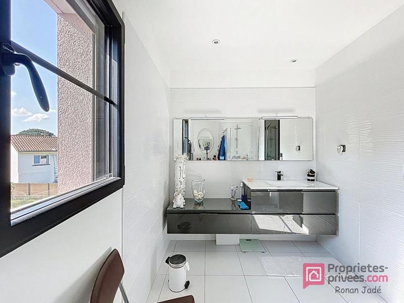 Appartement - 153 m² - 5 pièces