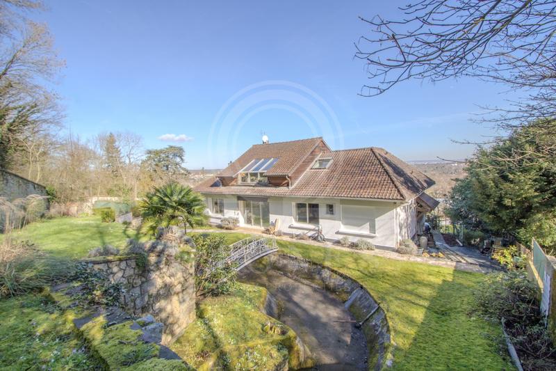 Maison ancienne - 240 m² - 8 pièces