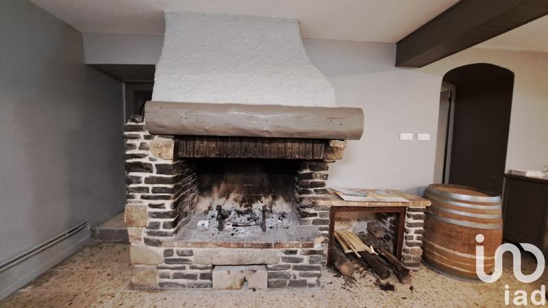 Maison - 451 m² - 10 pièces