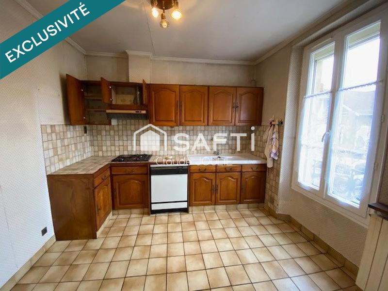 Maison - 99 m² - 5 pièces