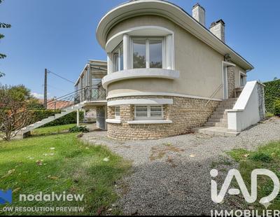 Maison - 101 m² - 5 pièces