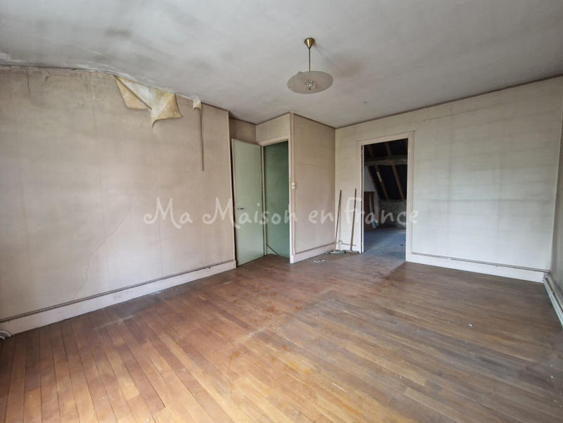 Maison - 89 m² - 6 pièces