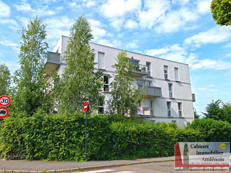 Studio - 30 m² - 1 pièce