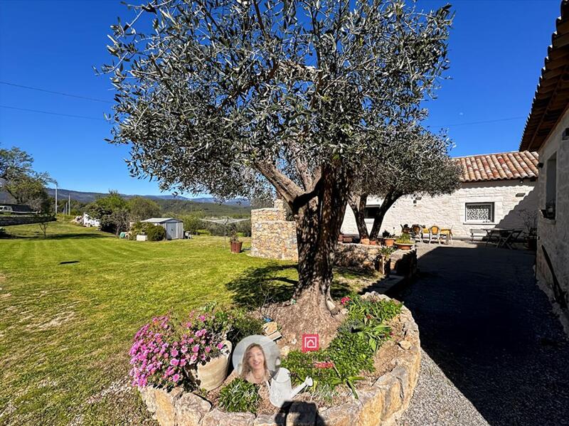 Maison - 170 m² - 4 pièces