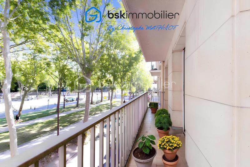 Appartement - 149 m² - 7 pièces