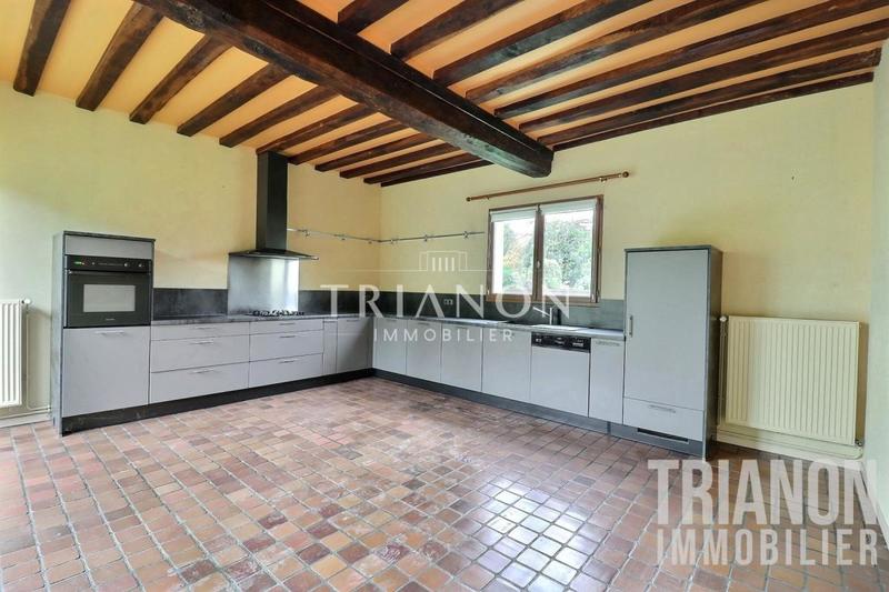 Maison - 240 m² - 7 pièces