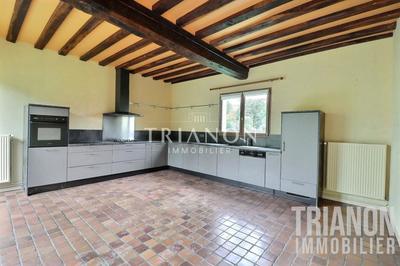 Maison - 240 m² - 7 pièces