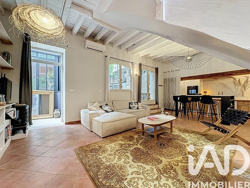 Maison - 180 m² - 8 pièces