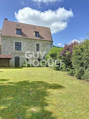 Maison - 200 m² - 8 pièces