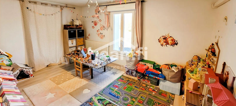 Maison - 157 m² - 7 pièces