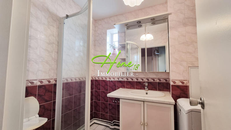 Appartement - 77 m² - 3 pièces