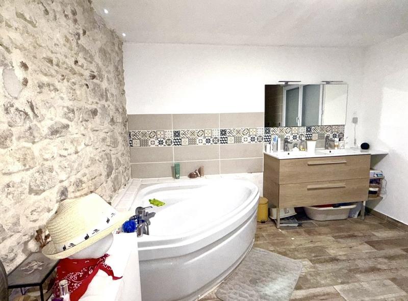 Maison ancienne - 144 m² - 6 pièces