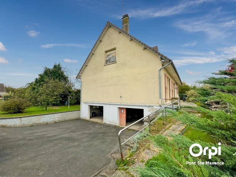 Maison - 110 m² - 4 pièces