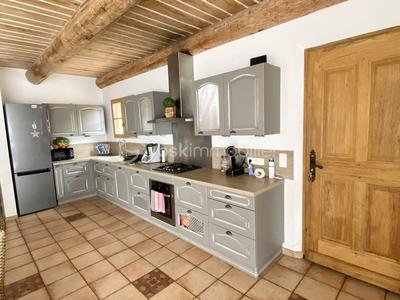 Villa - 104 m² - 4 pièces