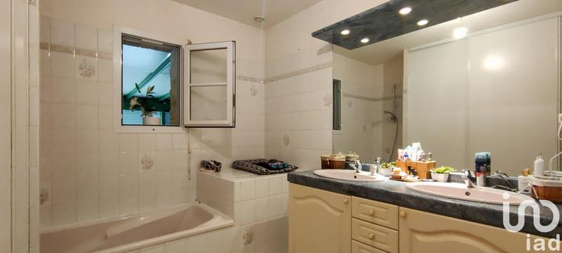 Maison - 182 m² - 6 pièces