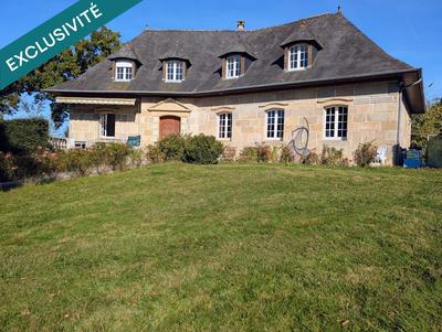 Maison - 237 m² - 9 pièces