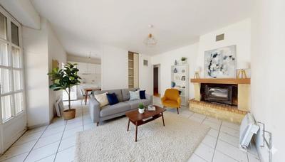 Propriété - 375 m² - 18 pièces