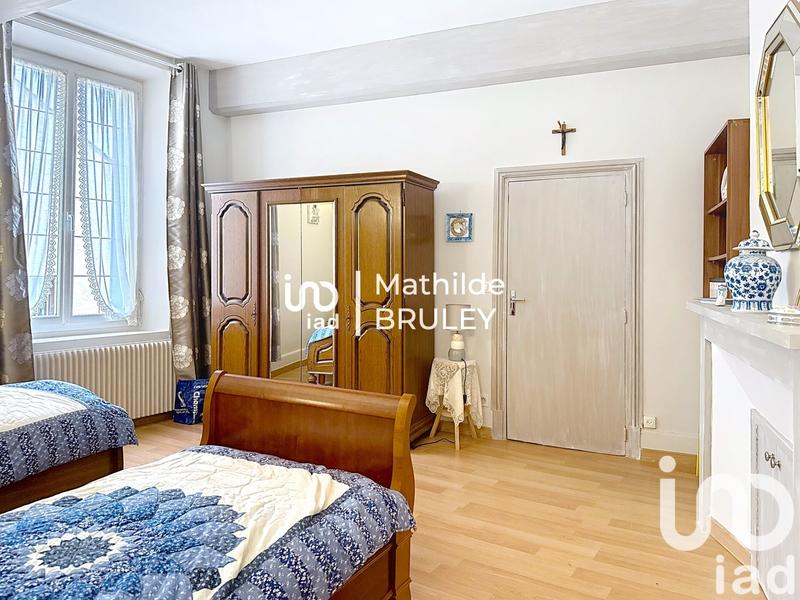 Appartement - 170 m² - 6 pièces