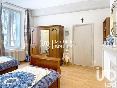 Appartement - 170 m² - 6 pièces