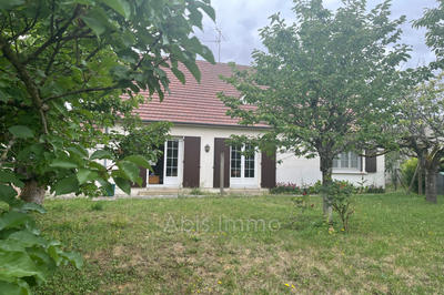 Maison - 150 m² - 1 pièce