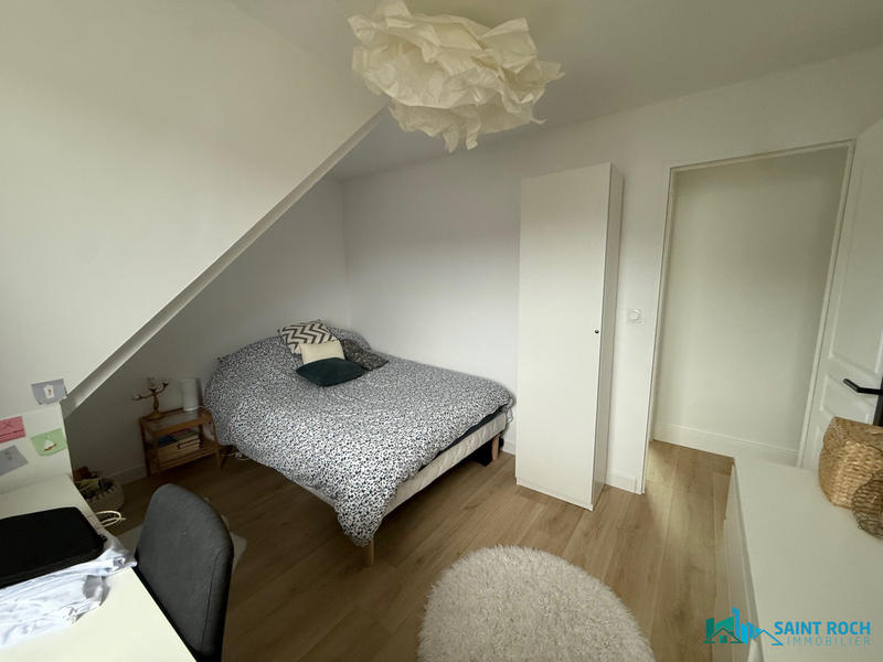 Maison - 177 m² - 7 pièces