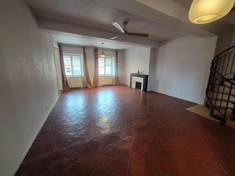 Appartement - 135 m² - 5 pièces