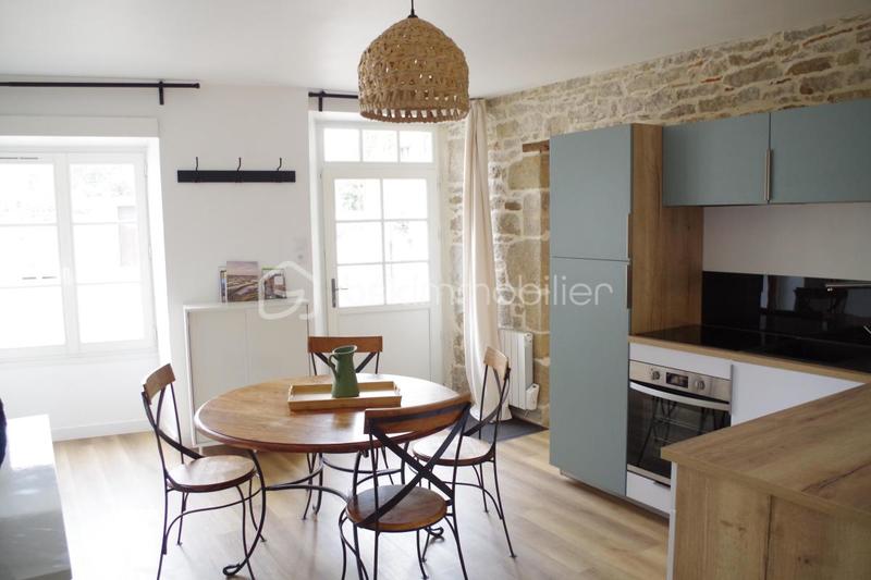 Local commercial - 92 m² - 4 pièces