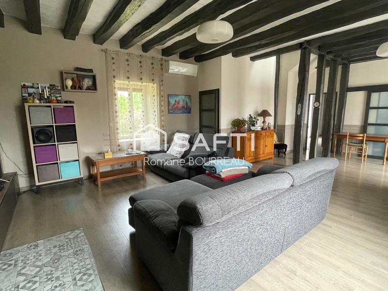 Maison - 225 m² - 15 pièces