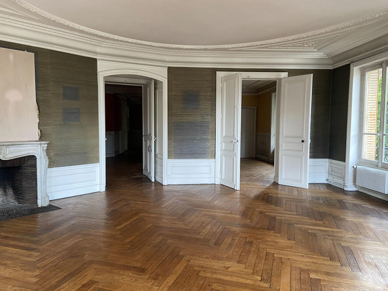 Bureau - 212 m² - 7 pièces