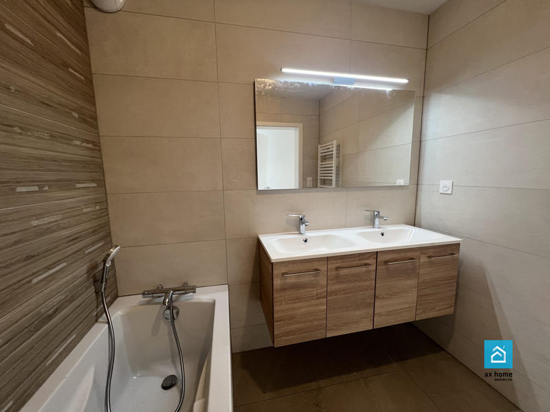 Appartement - 82 m² - 4 pièces