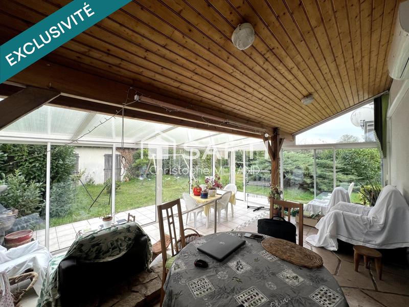 Maison - 221 m² - 11 pièces