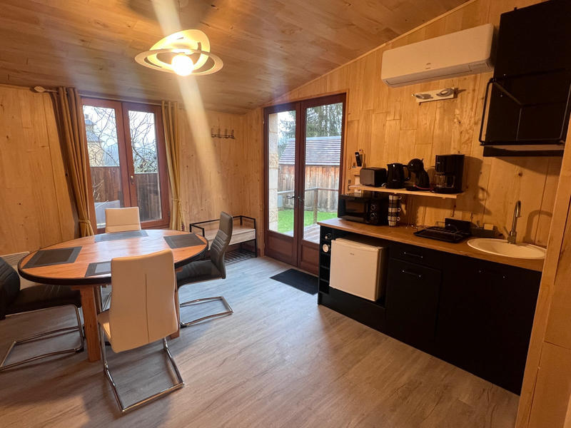 Maison - 170 m² - 12 pièces