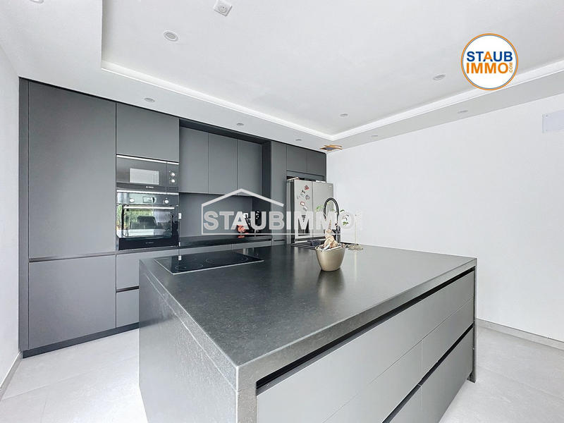 Maison - 165 m² - 6 pièces