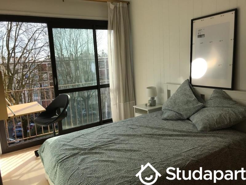 Chambre - 12 m² - 1 pièce