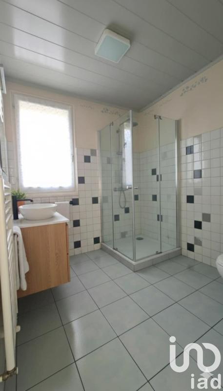 Maison - 92 m² - 5 pièces