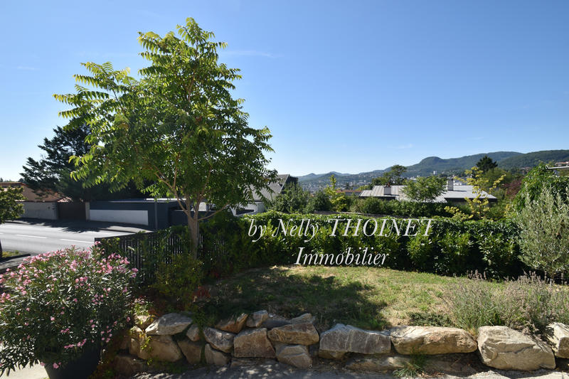 Maison - 106 m² - 4 pièces