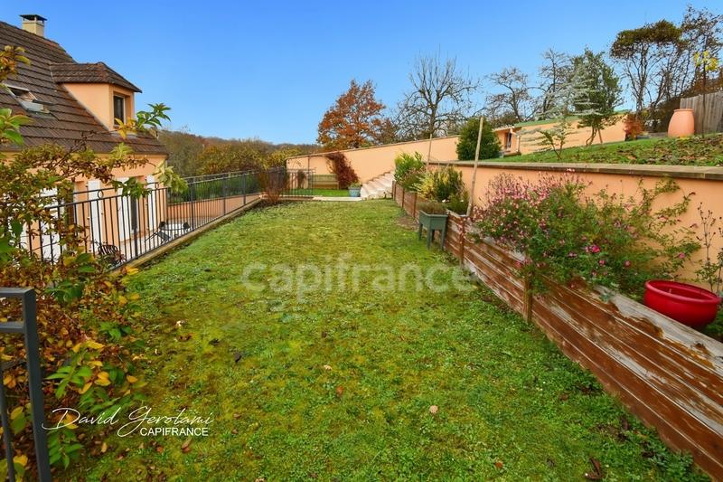 Maison - 150 m² - 5 pièces