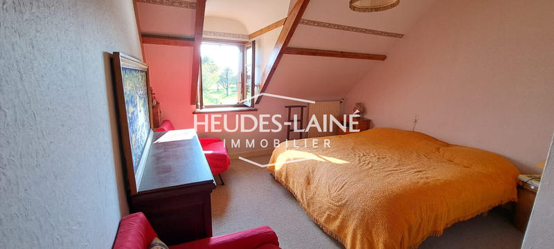 Maison - 196 m² - 8 pièces